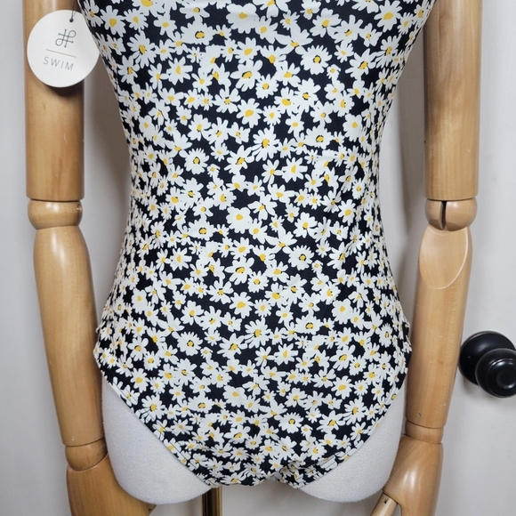 Downeast Cape Elizabeth Sunflower Swimsuit Size Small - Picture 2 of 11